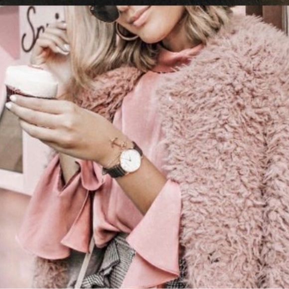 Blush Fuzzy Long Sleeve Coat size M - Picture 3 of 9